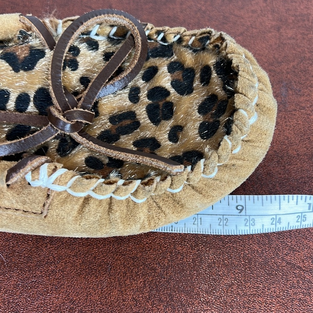 Lamo Slippers Size 5 - Picture 11 of 11